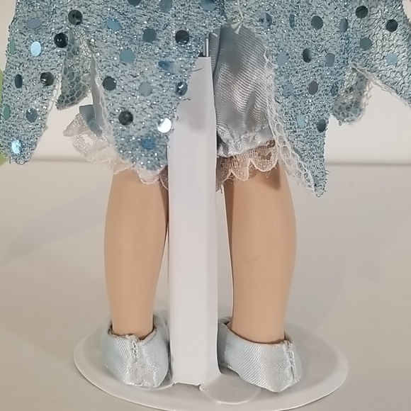 Seymour Mann Story Book Col. Tinker Bell Doll - Picture 9 of 10